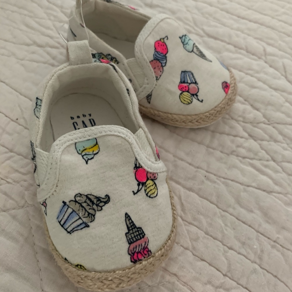 Baby shoes